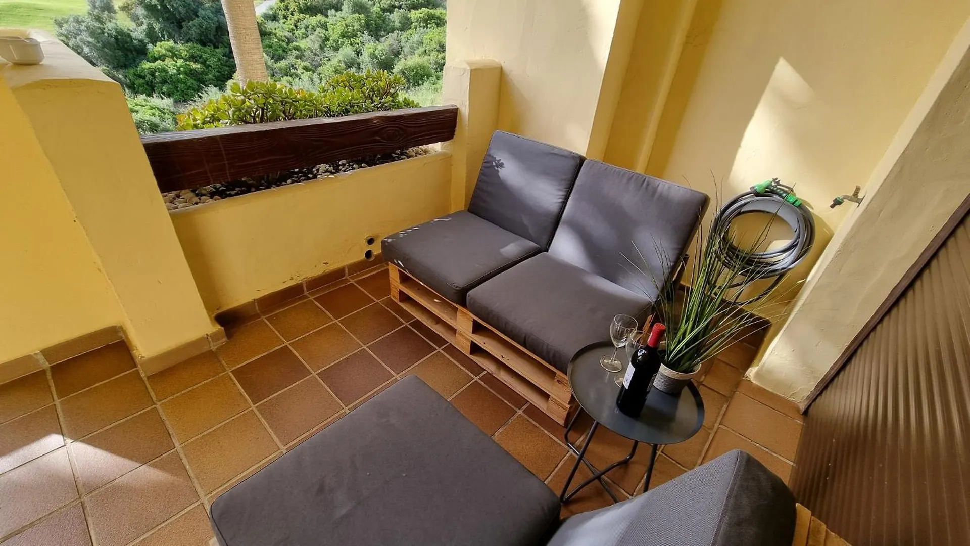 Beautiful Apartment Duquesa Village Manilva Spanyolország
