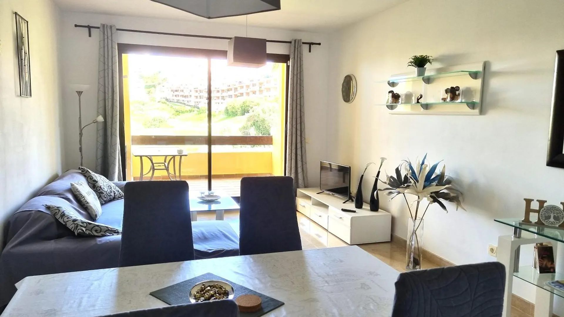 Beautiful Apartment Duquesa Village Manilva